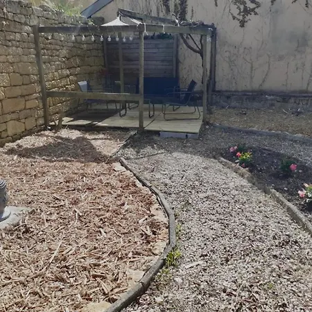 Loft Cocooning Avec Jardin Dans La Cite Medievale דירה *